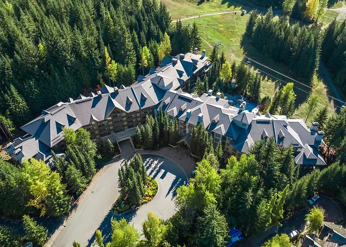 Blackcomb Springs Suites By Clique