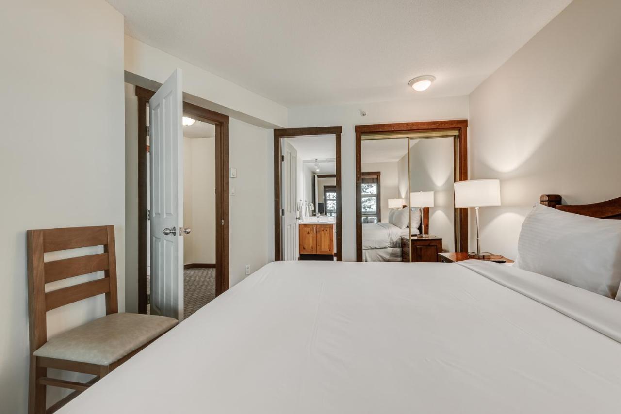Hotel Blackcomb Springs By Clique