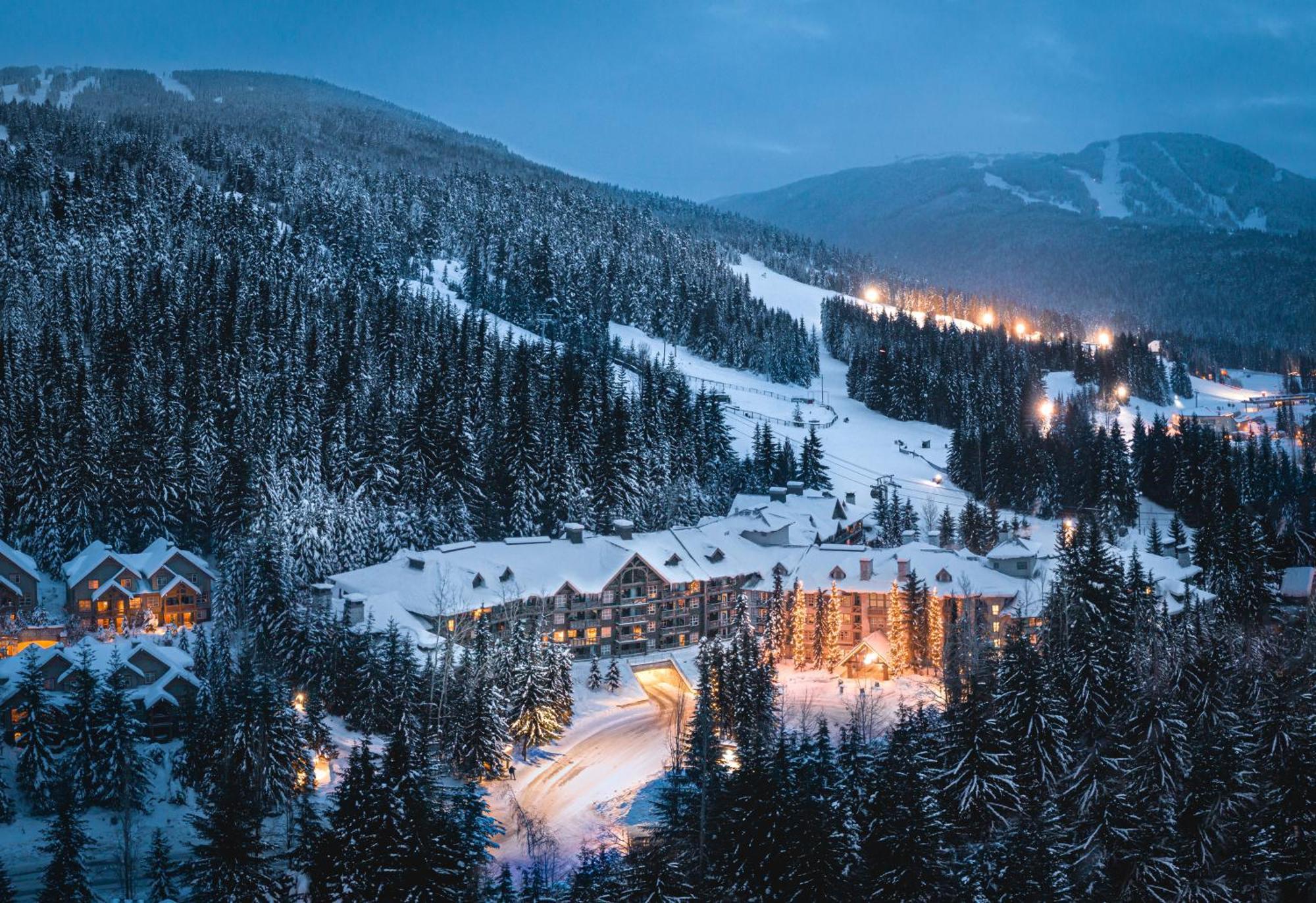Blackcomb Springs By Clique 4*