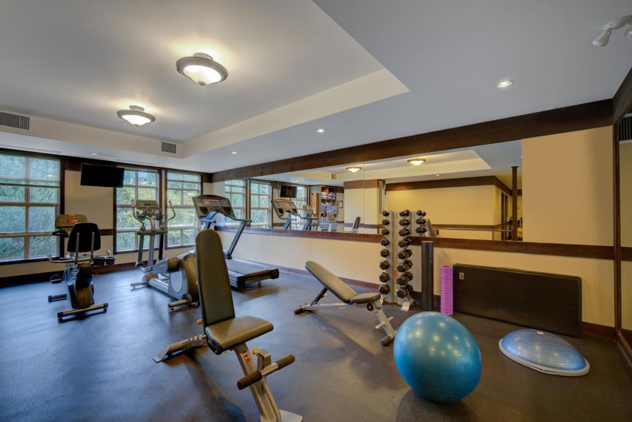 Blackcomb Springs By Clique Hotel 4*